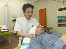 蓮田東6丁目整骨院　施術2